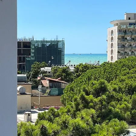 Lotta Golem (Tirana)